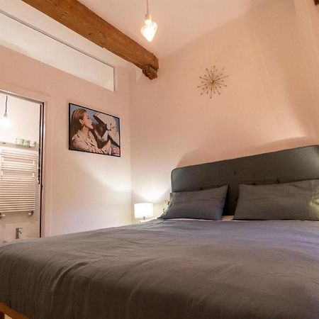 Lovely Studio D'Azeglio By Studio Vita Bologna Buitenkant foto