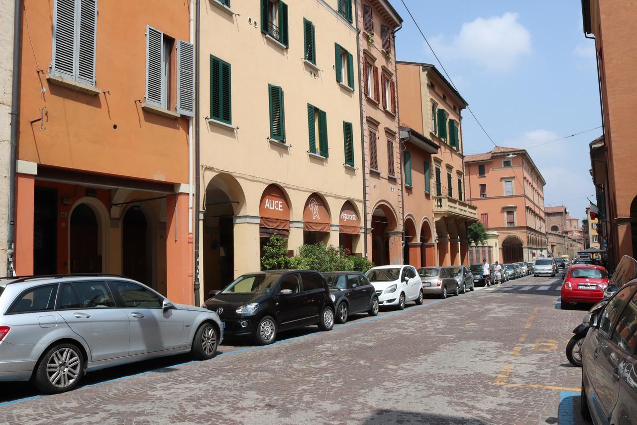 Lovely Studio D'Azeglio By Studio Vita Bologna Buitenkant foto
