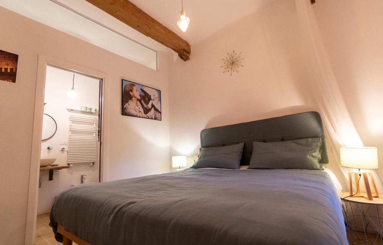 Lovely Studio D'Azeglio By Studio Vita Bologna Buitenkant foto